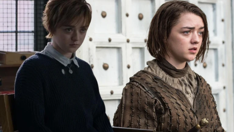 Top 10 Coolest Things About Maisie Williams