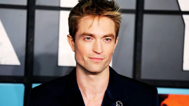 Robert Pattinson Admits He ‘100% Smelled’ Like Something Totally Unexpected