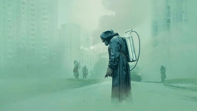 Looking for a Perfect Binge-Worthy Show? This One Scores Nearly 100% on Rotten Tomatoes