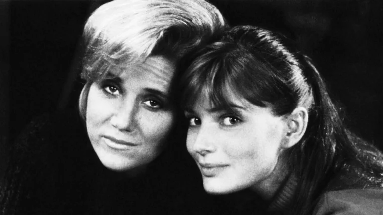 Stage and Screen Star of ‘Anna,’ Oscar-Nominated Actress, Dies at 84