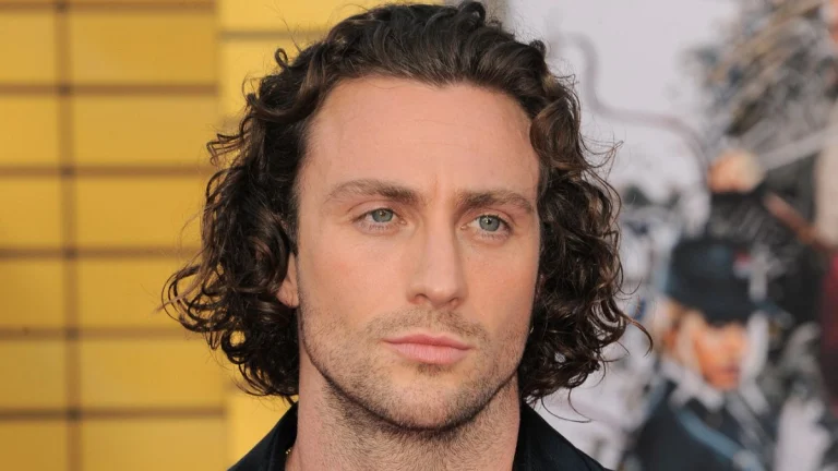 Aaron Taylor-Johnson Proves Classic Tailoring Is the Ultimate Power Move