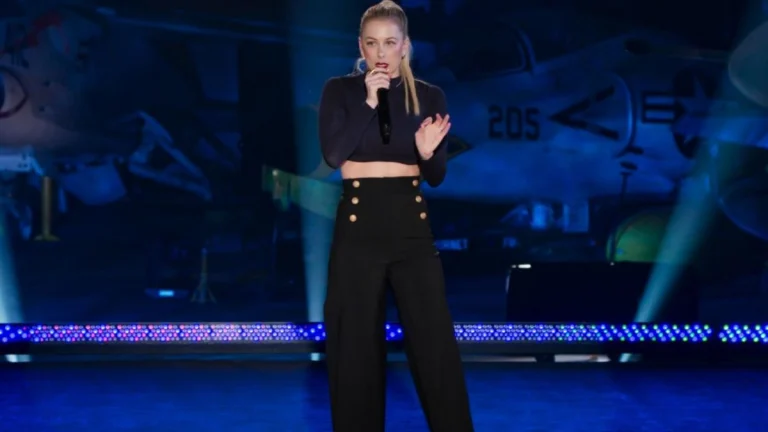 Iliza Shlesinger Compares Kissing Superman Actor to “Smooching a Honey Baked Ham” in New Movie