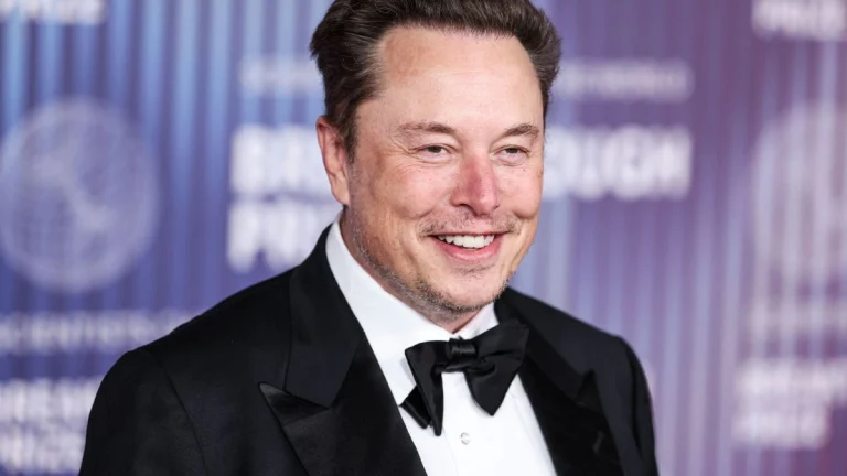 Elon Musk Reveals the One Film He Thinks Everyone on Earth Needs to See