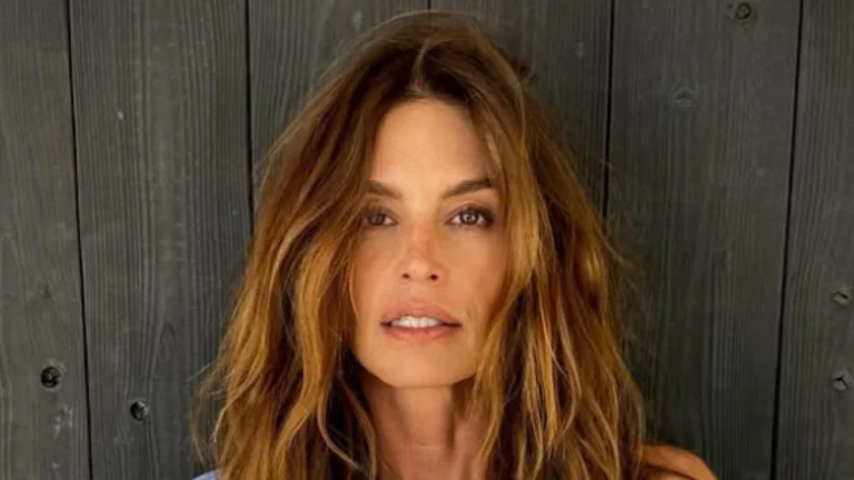 Cindy Crawford’s Ageless Glow at 60 – Inside Her Daily Routine That Keeps Her Looking Incredible