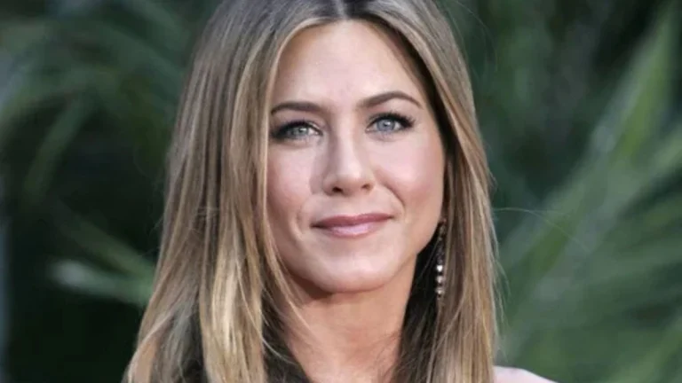 Jennifer Aniston’s Daily Eating Routine That Keeps Her in Incredible Shape at 57