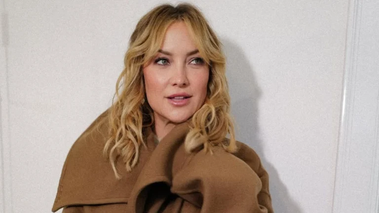 Kate Hudson, 46, Slips Into Midnight Glamour at Pre-Oscars Party