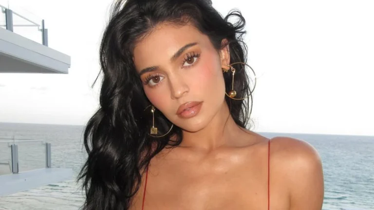 Kylie Jenner Accuses Boyfriend’s Co-Star of Being Disrespectful Amid Drama