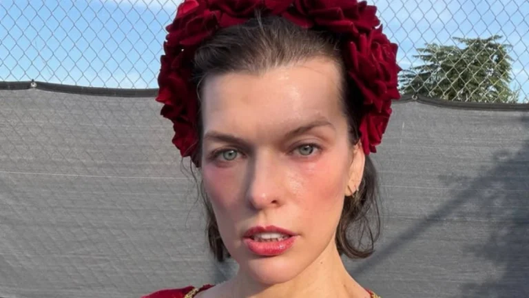 Milla Jovovich, 50, and Daughter, 18, Stun Fans by Looking Like Identical Twins at ‘Dracula’ Premiere