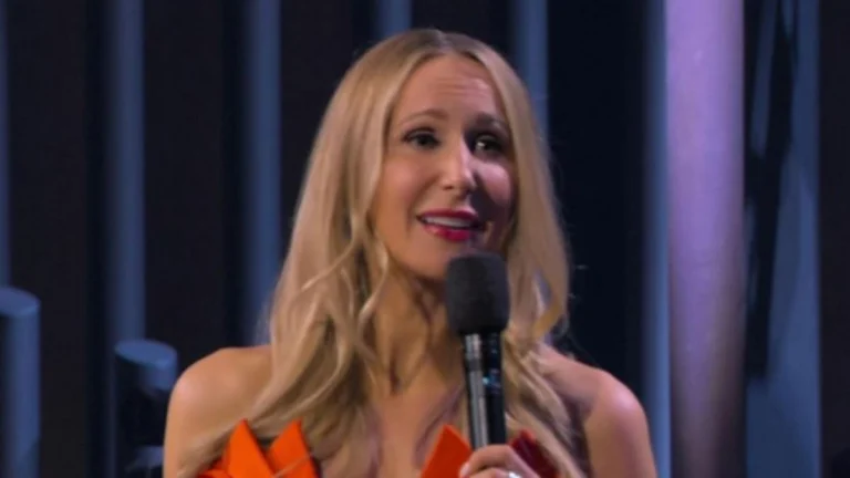 Nikki Glaser Turns Heads in a Sexy Leg-Baring Leather Gown at the Grammys