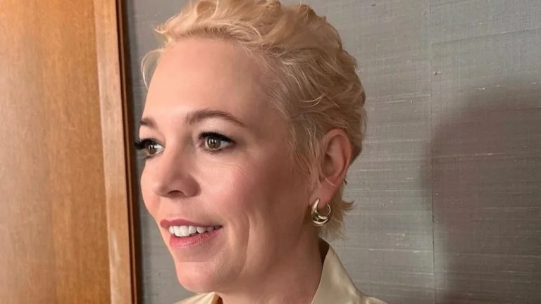Olivia Colman, 52, Opens up About Feeling Nonbinary and How She Describes Herself to Her Husband