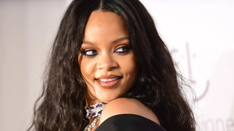 Gunfire Reported at Rihanna’s Los Angeles Home While She Was Inside