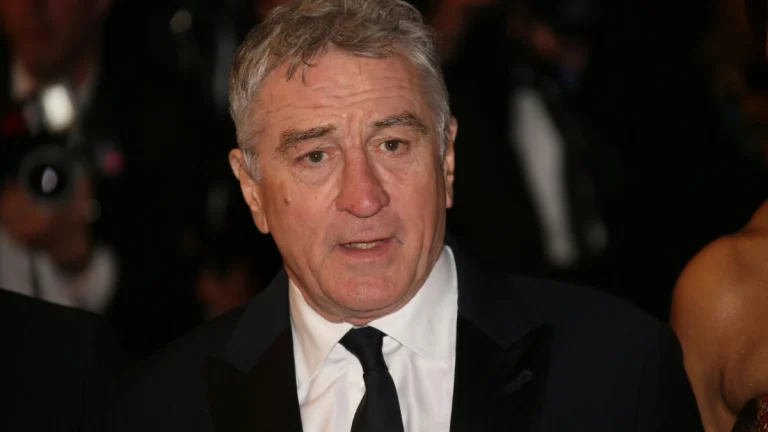 Robert de Niro Warns Americans About Donald Trump Says the Nation Is at Risk