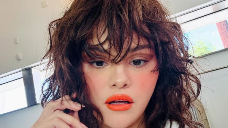 Selena Gomez Takes Fans Back to 2016 With Unexpected Rare Beauty Campaign