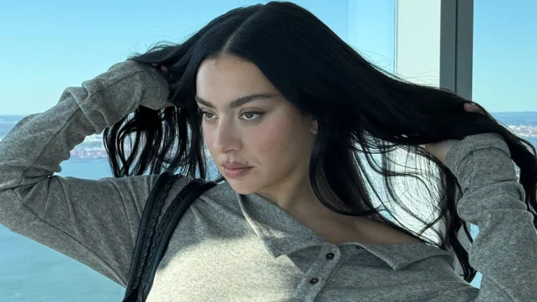 Hollywood Star Asks Charli XCX Why She Has No Children and Audience Reacts With Anger