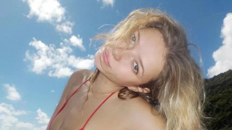 Gwyneth Paltrow Daughts, Apple Martin, Graces Magazine Cover, Fans Say She Looks Just Like Her Mom