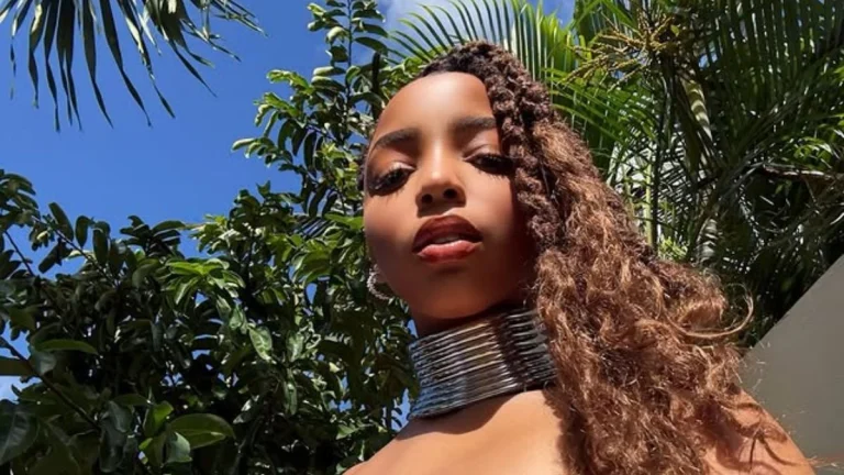 Chloe Bailey Flaunts Her Irresistible Curves in a Show-Stopping Dress at ESSENCE Awards