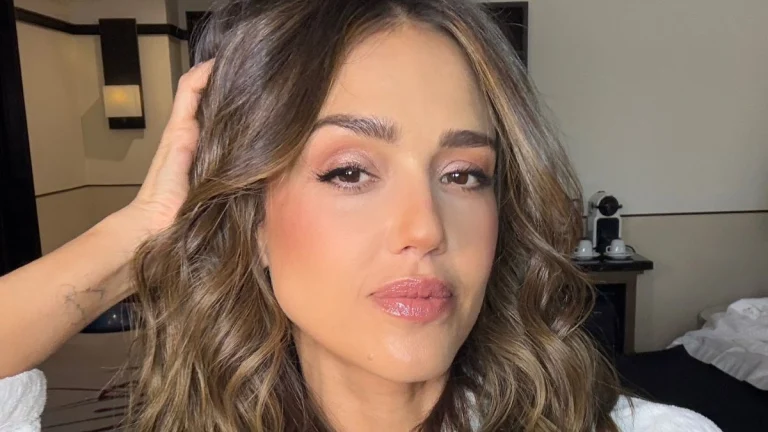 Jessica Alba (44) Was Not Embarrassed by Making Out With This Celebrity Co-Star