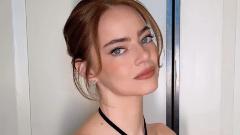 Emma Stone Lights up the Oscars Red Carpet in White Gown