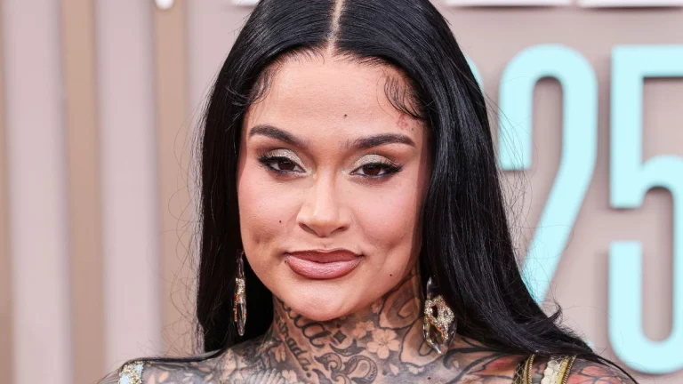 Kehlani Blazes the Red Carpet in a Daring Scarlet Dress, Flaunting Curves at ‘The Drama’ Premiere