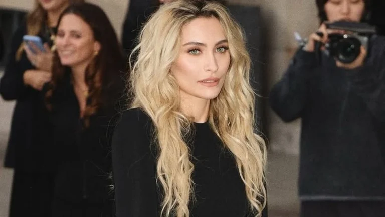 Paris Jackson Flaunts Her Sculpted Curves at Vanity Fair’s Vanities