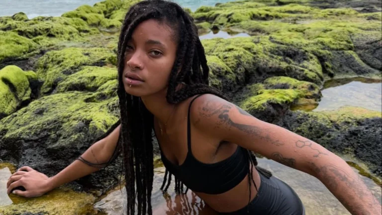 Paris Fashion Week Sees Willow Smith Reinvent Dior’s Iconic Bow Sandals With Effortless Style