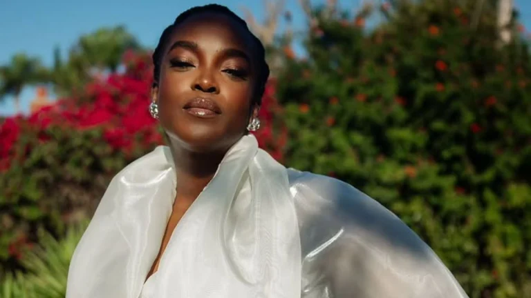 Wunmi Mosaku Flaunts Curves in a Flirty Lavender Gown at the Vanity Fair Oscars Afterparty