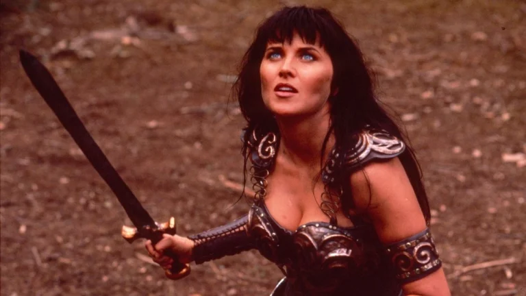 Remember Xena? This Is How Lucy Lawless Looks at 57