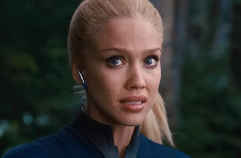 Jessica Alba’s Nearly Walked Away From Hollywood After One Gut-Wrenching Note On A ‘Fantastic Four’ Set