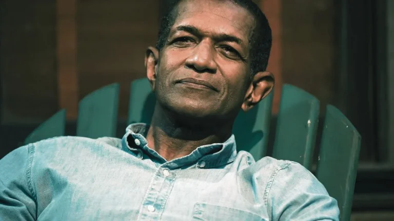 ‘The Walking Dead: Dead City’ Honors Walker Voice Legend Rif Hutton In Season 3 Premiere