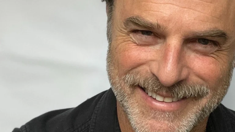 [Exclusive] Outer Banks’ J. Anthony Crane Talks Final Chapter, Chandler Groff’s Fate, and the Art of Playing the Unhinged