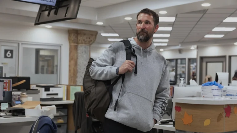 ‘The Pitt’ Just Dropped Its First Season 3 Teaser, and Robby’s Return Isn’t Going to Be Easy