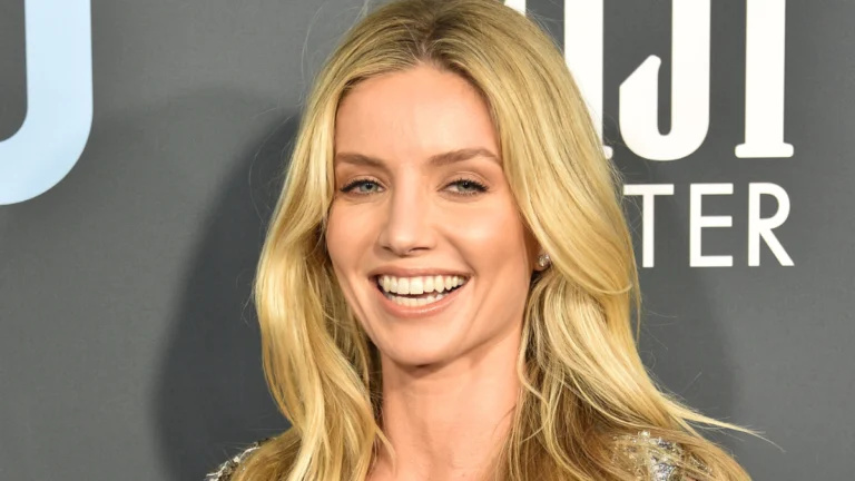 Annabelle Wallis Steps Out for the New York Premiere of Netflix’s Chilling ‘Unabomber’ Drama