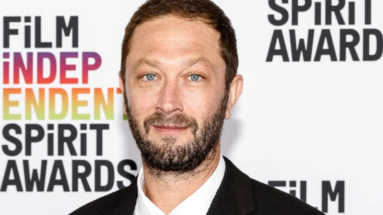 ‘The Bear’ Star Ebon Moss-Bachrach Is Stepping Into a Cult Favorite Role in Michael Mann’s ‘Heat 2′