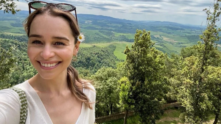 ‘Ponies’ Star Emilia Clarke Turns Heads in a Stylish Prada Look at Milan Fashion Week