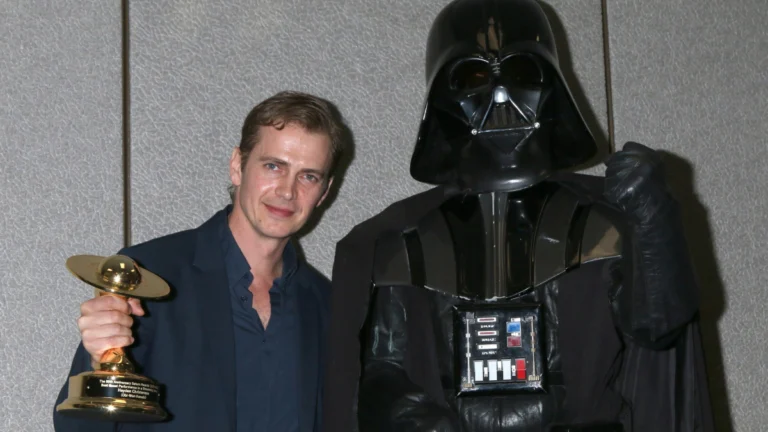 Hayden Christensen Addresses Those Solo Darth Vader Movie Rumors, and His Answer Says a Lot