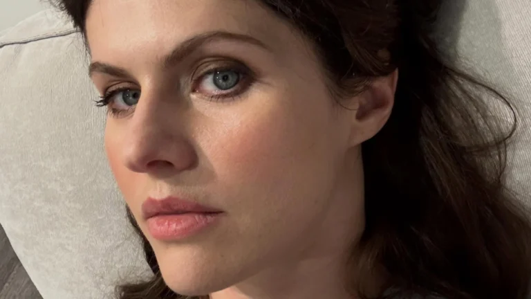 Alexandra Daddario (40) Shimmers in Pink Sequins at New York Comic Con as ‘Mayfair Witches’ Heads to Salem