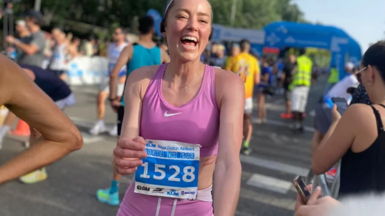 ‘Aquaman’ Star Amber Heard (40) Celebrates Finishing Her First Half Marathon in Spain