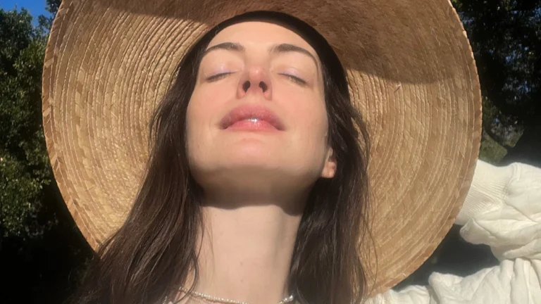 Anne Hathaway Is Hollywood’s Box Office Queen as ‘Verity’ Rules the Weekend