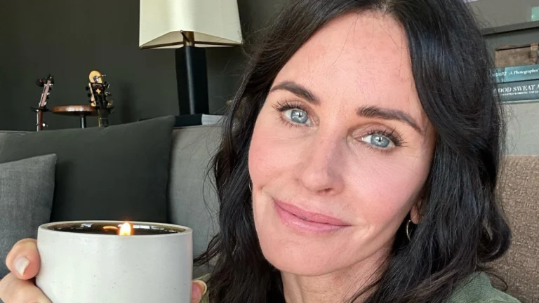 ‘Scream’ Star Courteney Cox (62) Soaks up the Hawaiian Sun Ahead of a Star-Studded Wedding