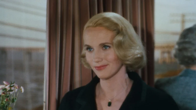Eva Marie Saint Dies at 102, Taking One of the Last Lights of Hollywood’s Golden Age With Her