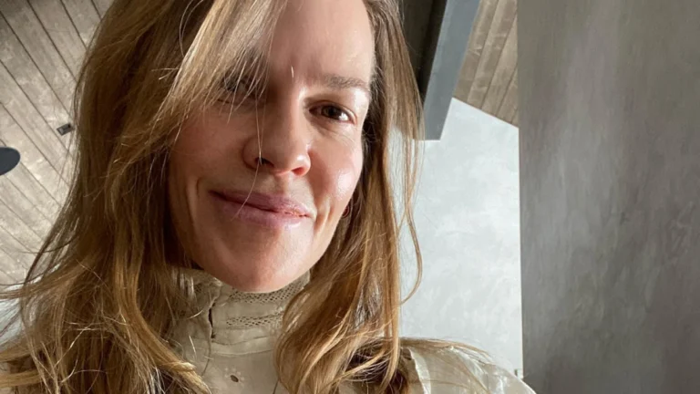 Hilary Swank (52) Gracefully Shuts Down ‘Too Old’ Critics as She Expects Her Third Baby