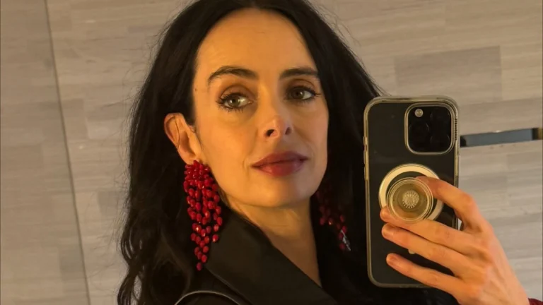 Krysten Ritter Brings Bold Style to Marvel’s NYCC Panel as the Defenders Reunite for ‘Daredevil: Born Again’