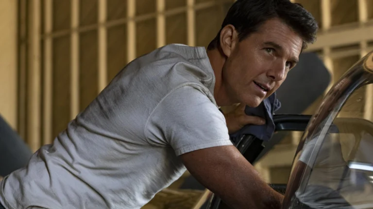 Tom Cruise Offers a Delightfully Vague ‘Top Gun 3’ Update, and Fans Are Here for It