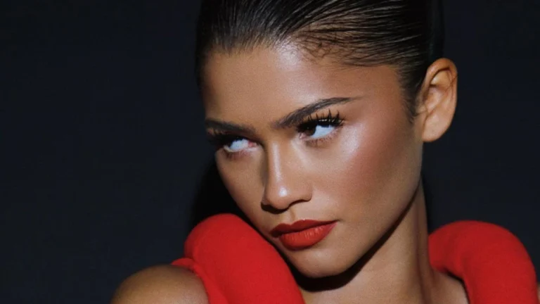 ‘Dune’ Star Zendaya’s Iconic Bubble Skirt Paris Fashion Week Look Is Going Viral All Over Again