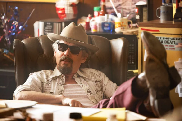 ‘The Lowdown’ Season 2 Cast and Returning Characters (With Photos)